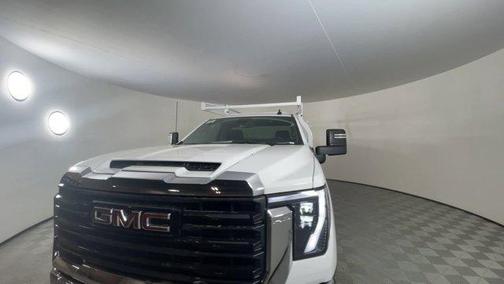 2025 GMC Sierra 2500 Pro