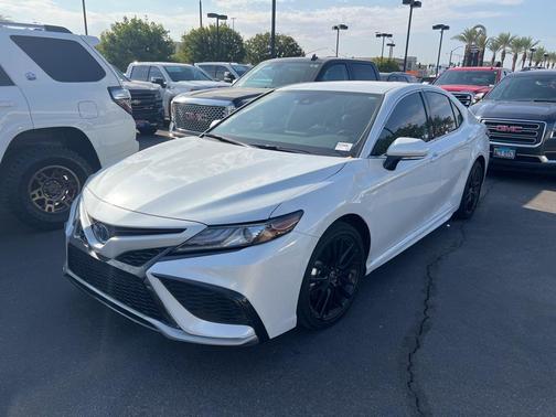 2024 Toyota Camry Hybrid XSE
