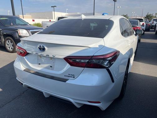 2024 Toyota Camry Hybrid XSE