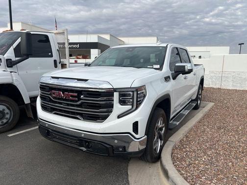 2024 GMC Sierra 1500 SLT
