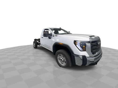 2025 GMC Sierra 2500 Pro