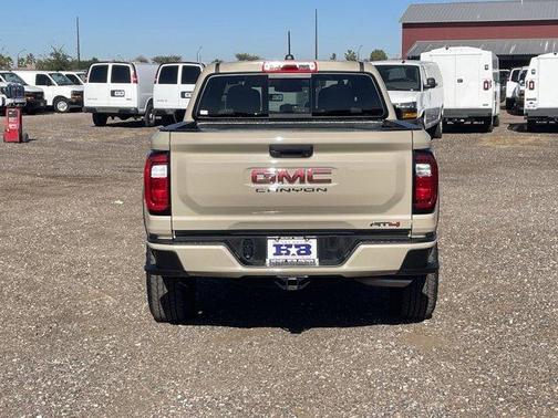 2024 GMC Canyon AT4