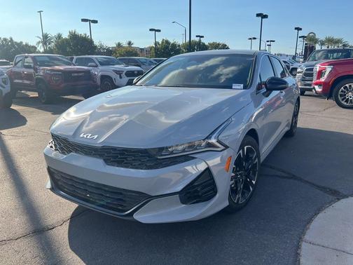 2024 Kia K5 GT-Line