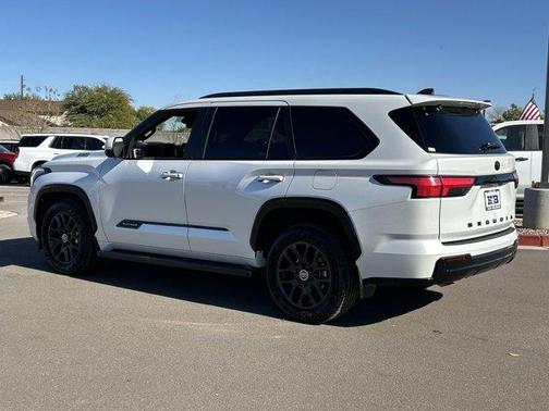 2024 Toyota Sequoia Platinum