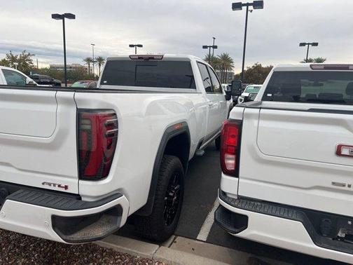 2024 GMC Sierra 3500 AT4