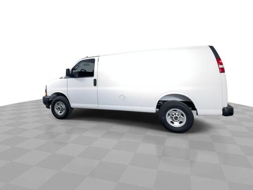 2025 GMC Savana 2500 Work Van