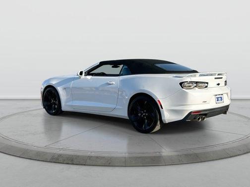 Summit White 2023 Chevrolet Camaro 2LT