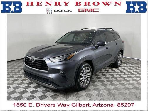 2023 Toyota Highlander Platinum