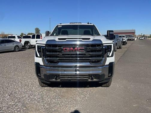 2025 GMC Sierra 2500 SLE