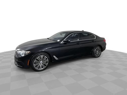 2020 BMW 530 i