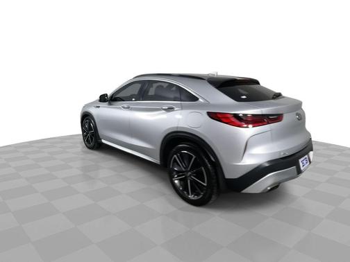 2022 INFINITI QX55 ESSENTIAL