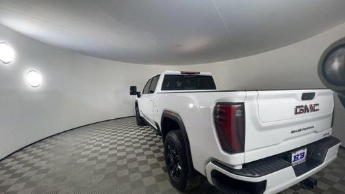 2025 GMC Sierra 2500 AT4