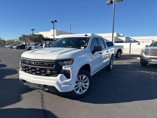 2025 Chevrolet Silverado 1500 Custom