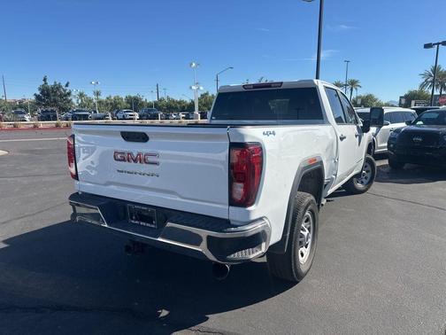 2024 GMC Sierra 2500 Pro