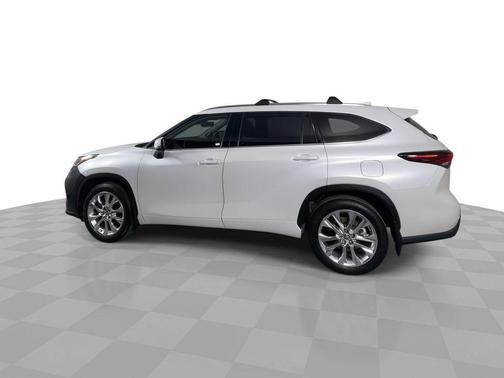2024 Toyota Highlander Limited