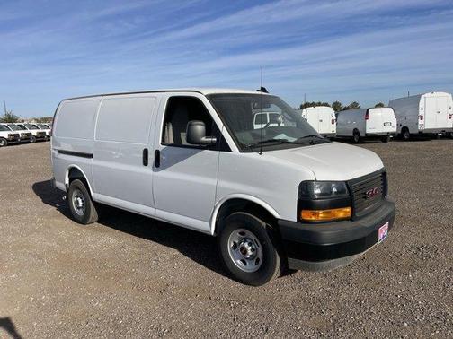 2025 GMC Savana 2500 Work Van
