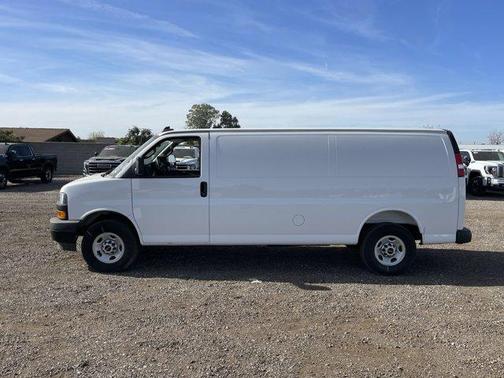 2025 GMC Savana 2500 Work Van