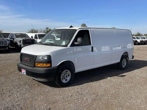 2025 GMC Savana 2500 Work Van