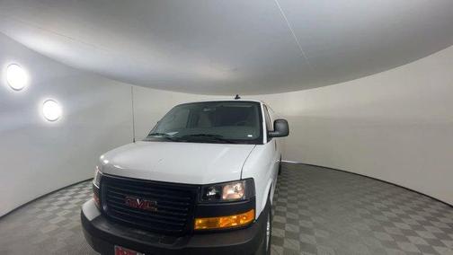 2025 GMC Savana 3500 Work Van