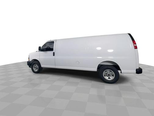 2025 GMC Savana 3500 Work Van