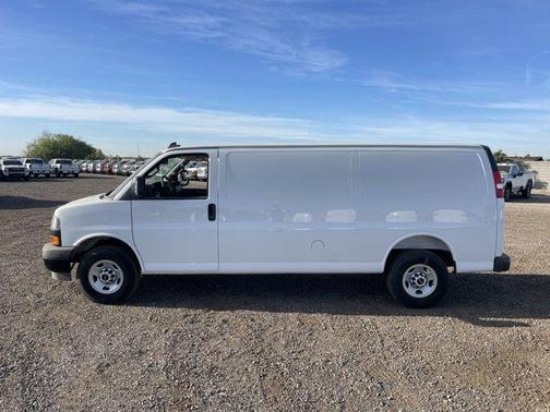2025 GMC Savana 2500 Work Van