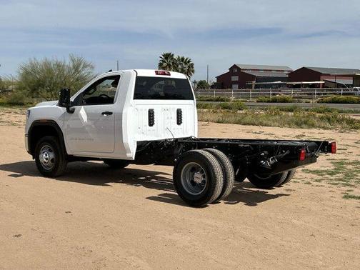 2026 GMC Sierra 3500 Pro