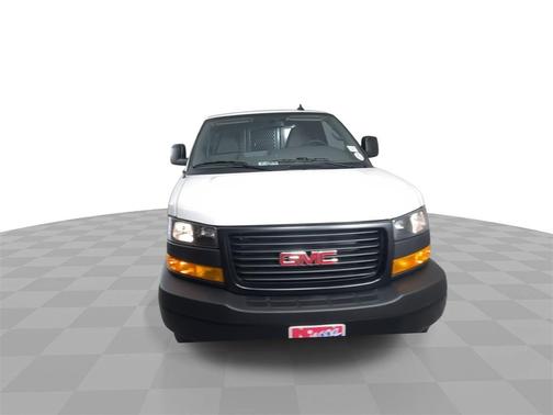 2025 GMC Savana 2500 Work Van