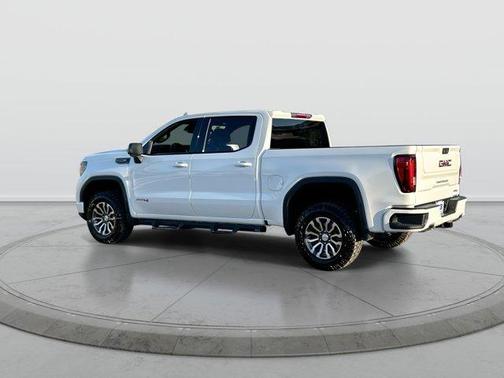 Summit White 2023 GMC Sierra 1500 AT4