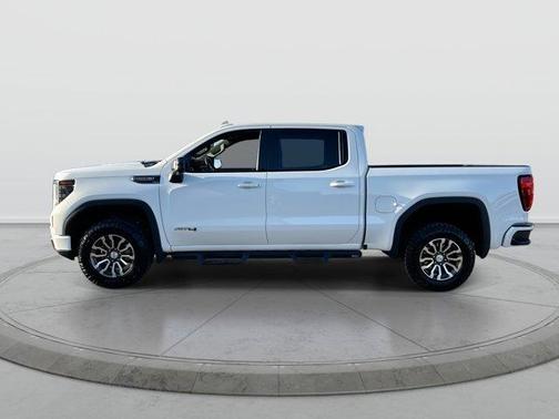 Summit White 2023 GMC Sierra 1500 AT4