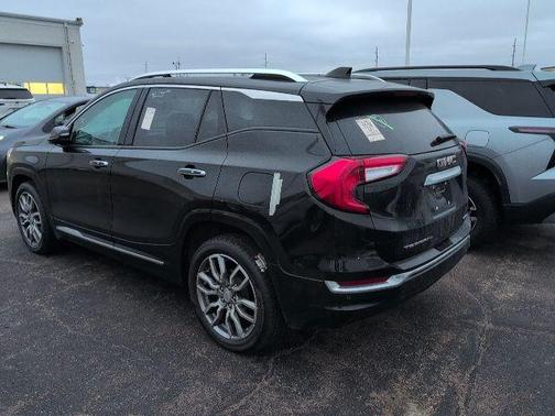 2023 GMC Terrain Denali