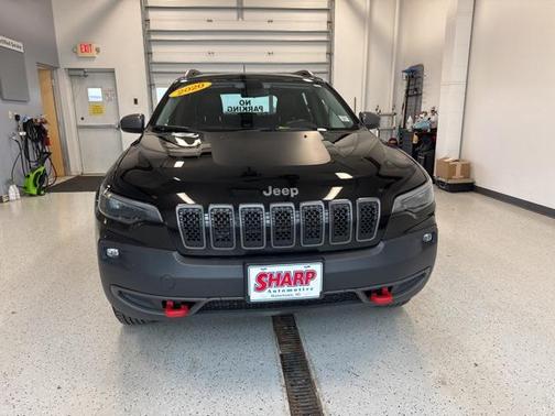 2020 Jeep Cherokee Trailhawk