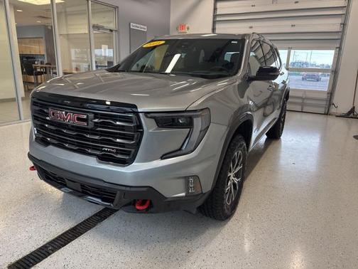 2025 GMC Acadia AWD AT4