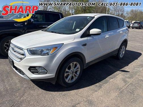 White Platinum Metallic Tri-Coat 2019 Ford Escape SE