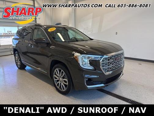 2023 GMC Terrain Denali