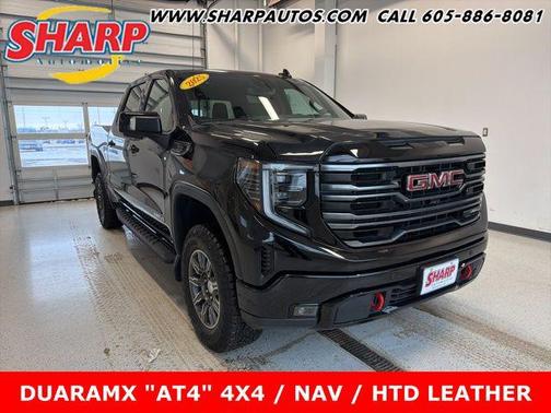 2025 GMC Sierra 1500 AT4