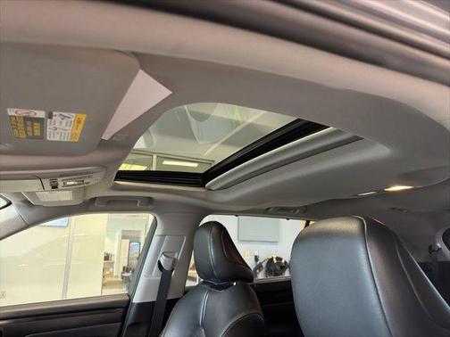 Magnetic Gray Metallic 2020 Toyota Highlander Hybrid XLE