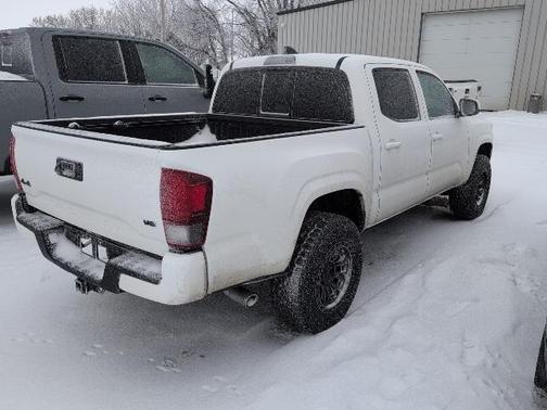 2023 Toyota Tacoma SR