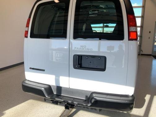 2025 Chevrolet Express 3500 RWD 3500 Regular Wheelbase WT