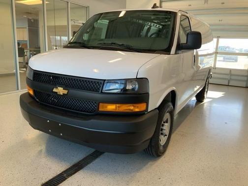 2025 Chevrolet Express 3500 RWD 3500 Regular Wheelbase WT