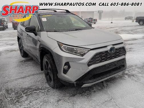 2020 Toyota RAV4 Hybrid SE