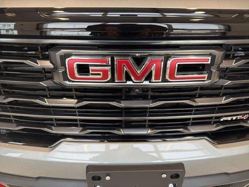 2026 GMC Acadia AT4 AWD