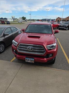 2016 Toyota Tacoma TRD Sport