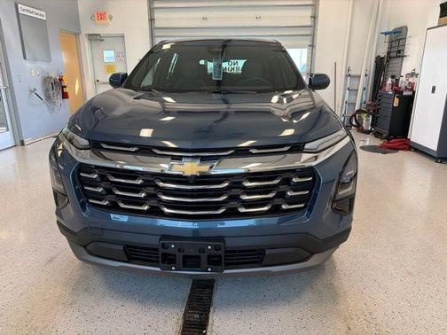 Lakeshore Blue Metallic 2027 Chevrolet Equinox 1LT