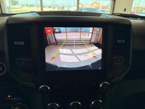 2022 RAM 2500 Tradesman Crew Cab 4x4 8' Box