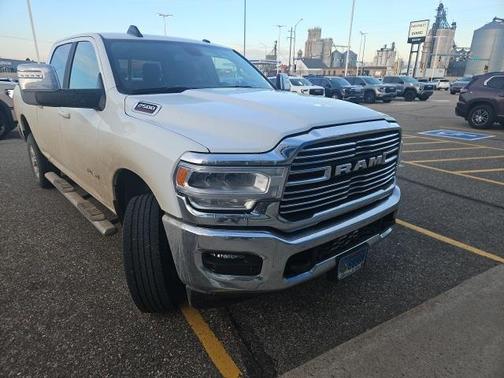 2024 RAM 2500 Laramie Crew Cab 4x4 6'4' Box