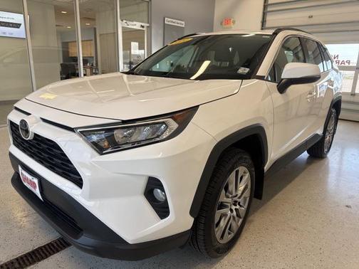 2020 Toyota RAV4 XLE Premium