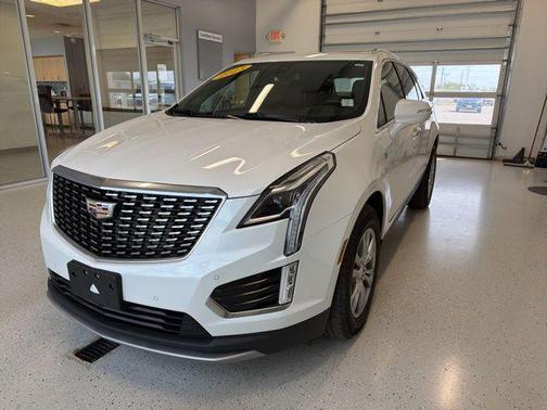 Crystal White Tricoat 2023 Cadillac XT5 Premium Luxury