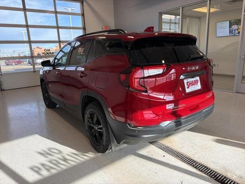 2024 GMC Terrain AWD AT4
