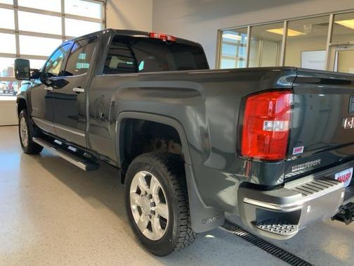 2017 GMC Sierra 2500 SLT