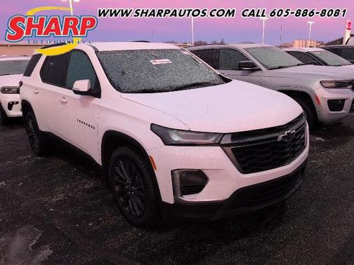 2023 Chevrolet Traverse RS